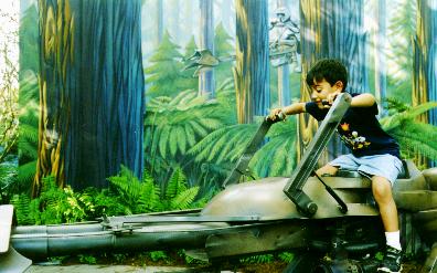 LandSpeeder.jpg (28303 bytes)
