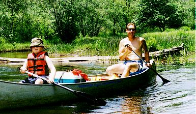 canoe4.jpg (35879 bytes)
