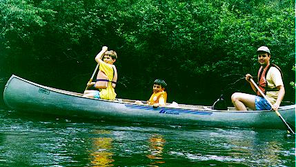 canoe5.jpg (37520 bytes)