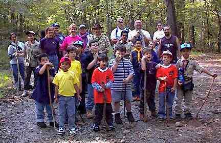 Hike1.jpg (26748 bytes)