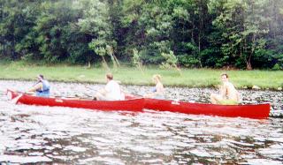 canoe16.jpg (19477 bytes)